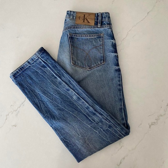 Calvin Klein High Rise Straight Jeans - Picture 3 of 6